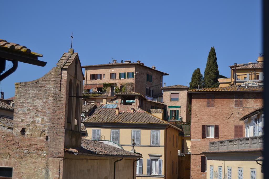 La Casa Di Antonella Hotel Siena Eksteriør billede