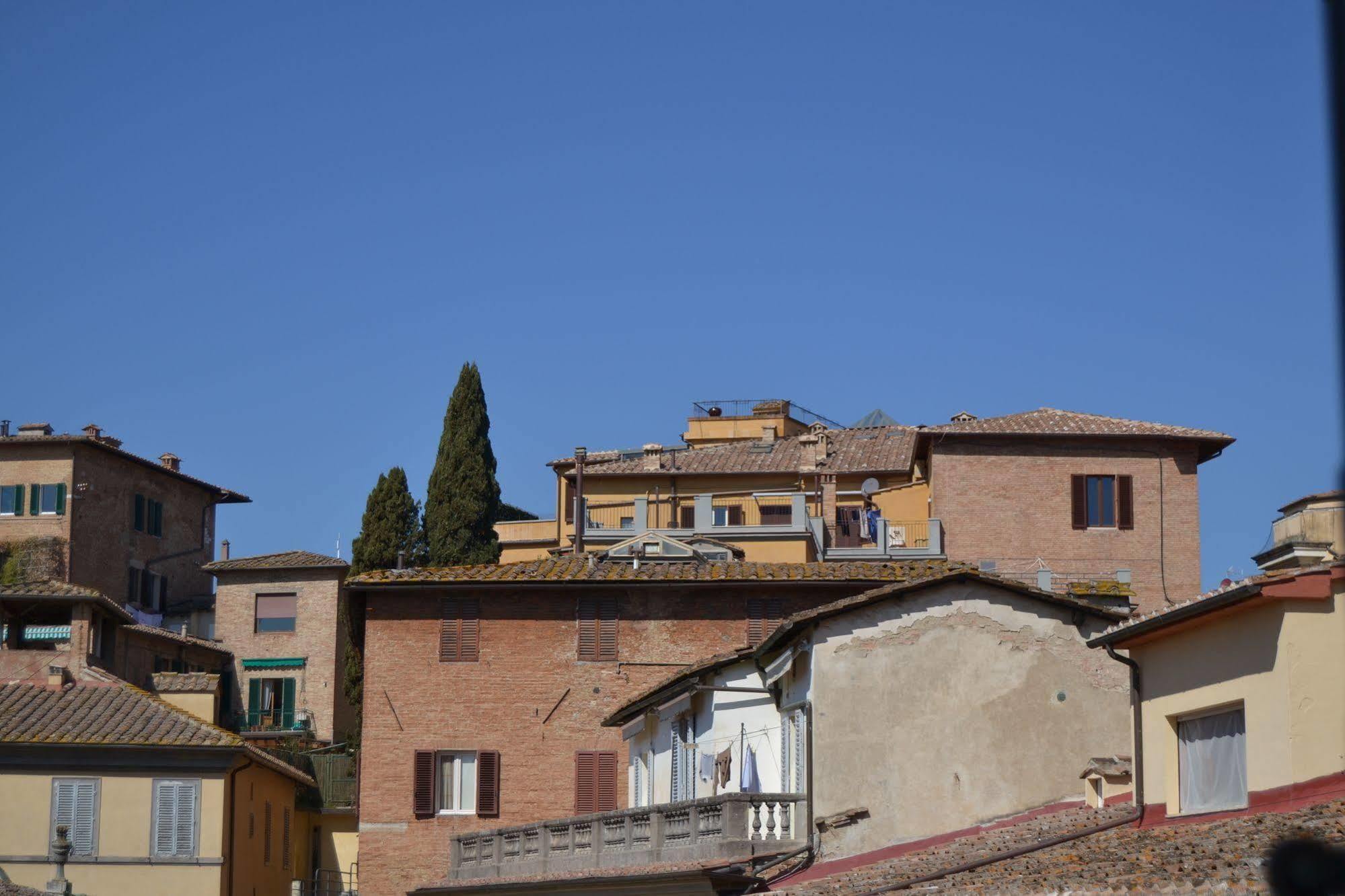 La Casa Di Antonella Hotel Siena Eksteriør billede